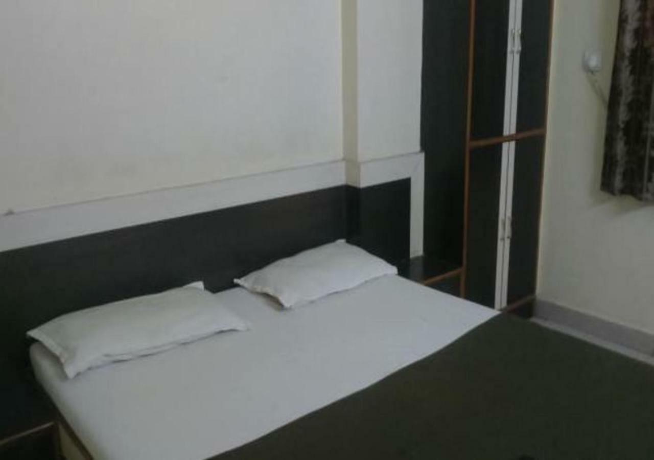 Hotel Sai Ganesh Shirdi Exterior foto